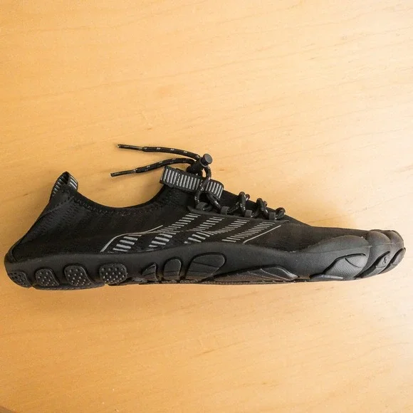 SAYOLA Water Shoes Mens Size 9.5 Black Quick Dry Aqua Swim Barefoot Beach Surf - Picture 16 of 16